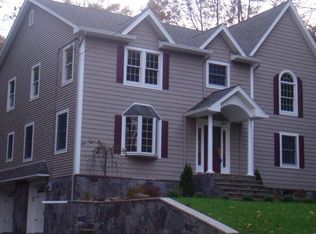 97 Roosevelt Ave, North Haledon, NJ 07508