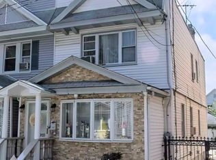 8918 85th St, Jamaica, NY 11421