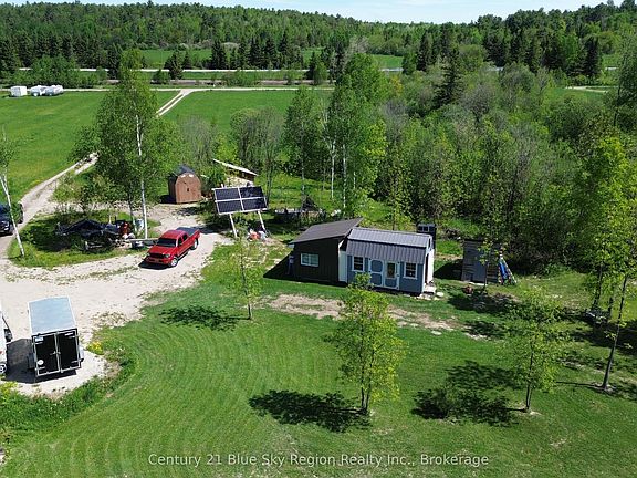 3rd image of 342 Old Highway 17 W