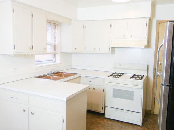 4th image of 7331 W Fullerton Ave APT 2S