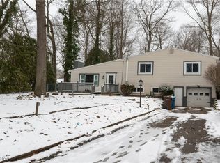 427 Catalina Dr, Akron, OH 44319