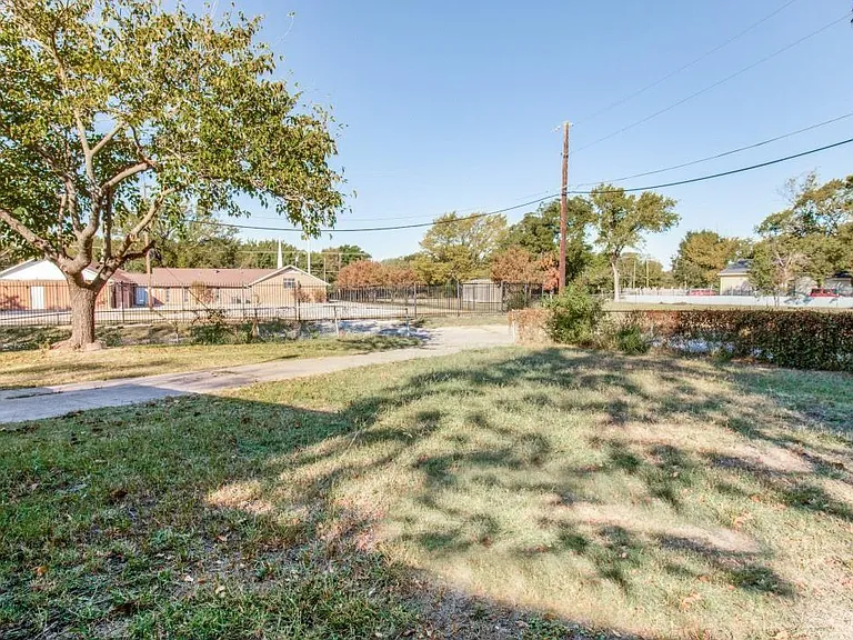 9645 Limestone Dr — Photo 14
