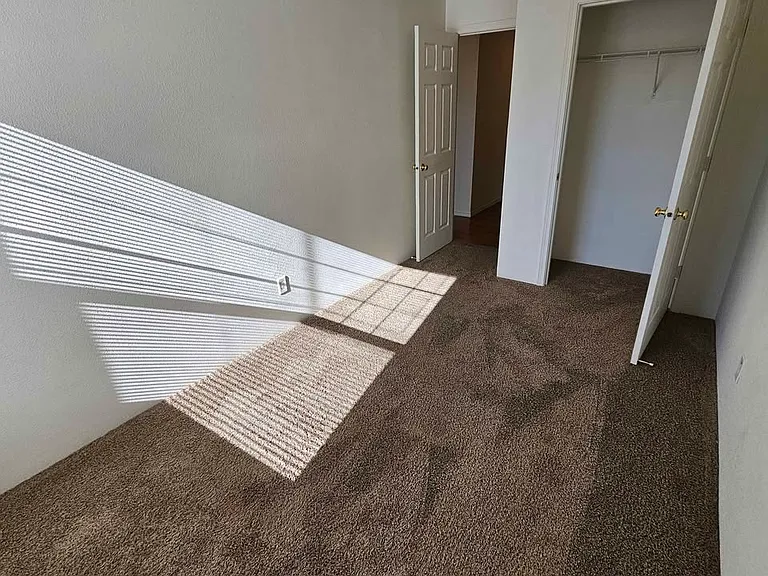 1843 SW Hungry Hill Dr — Photo 12