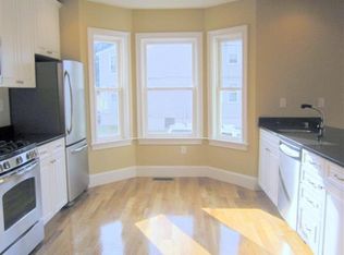 57 Greenleaf Ave #1R, Medford, MA 02155