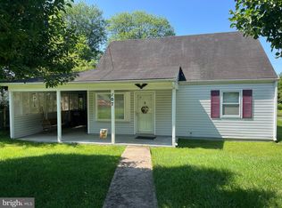 107 Forrest St, Manassas Park, VA