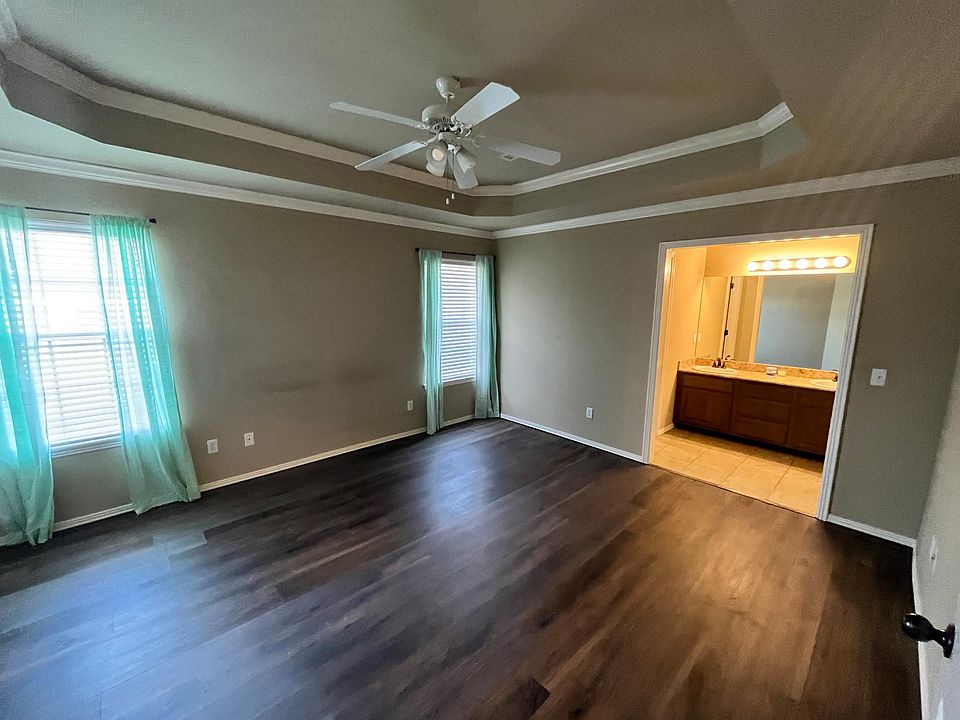 433 NE Debell Ave Bartlesville OK Zillow