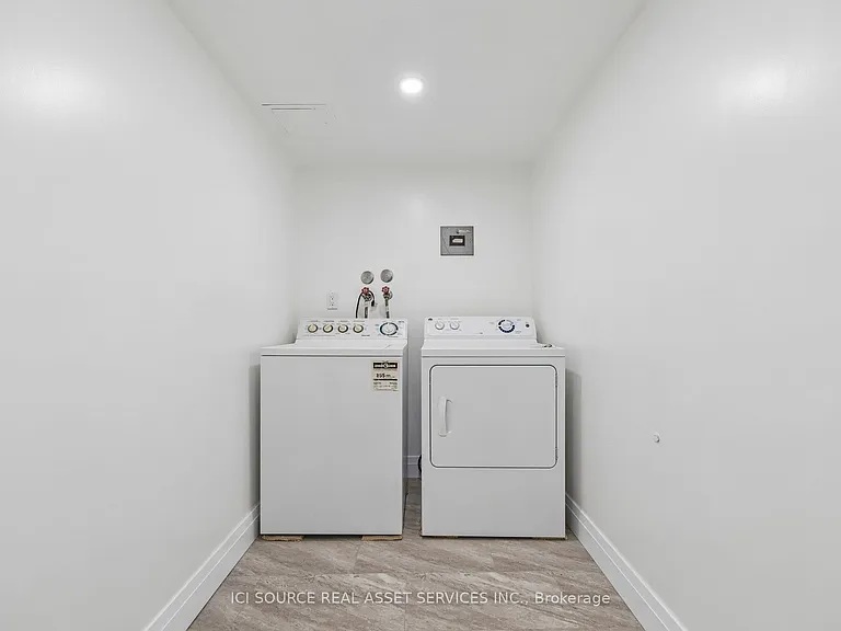 7601 Bathurst St #1003 — Photo 32