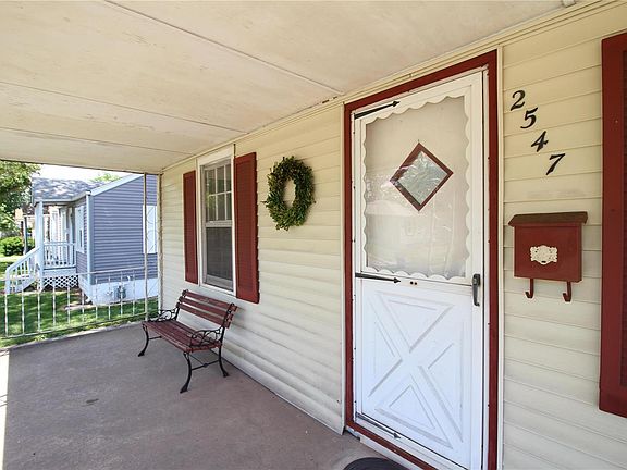 3rd image of 2547 E 28th St