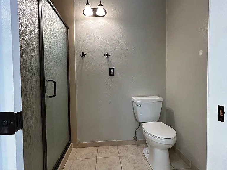 Primary Suite Bathroom