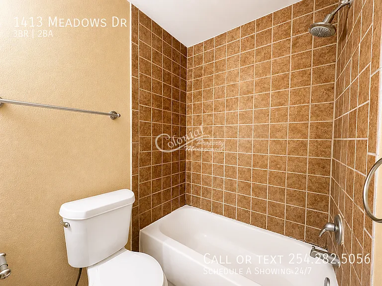 1413 Meadows Dr — Photo 12