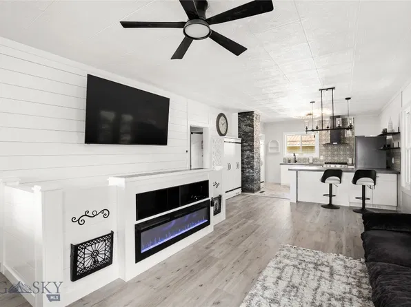 107 2nd St N, Cascade, MT 59421