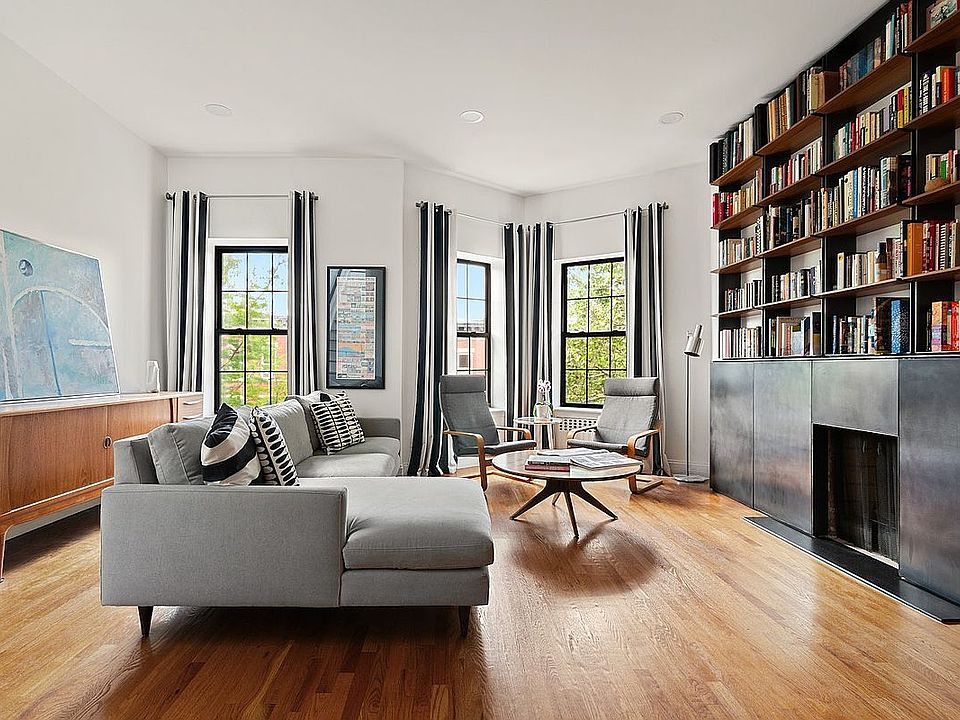 1st image of 667 Degraw St APT 3