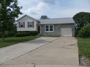 2802 Berwood Ln, Hebron, KY 41048