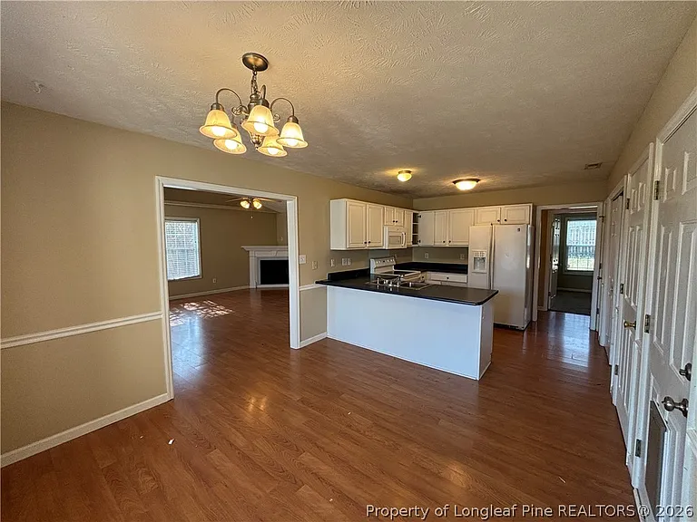 7819 Rosewood Ave — Photo 10
