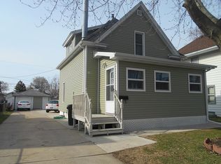 1016 Bertch Ave, Waterloo, IA 50702