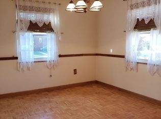 5821 Clark Ave, Bethel Park, PA 15102