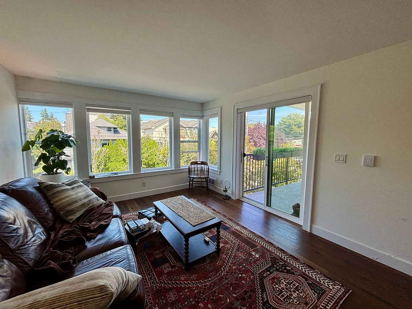 Beautifully Remodeled Ballard Condo | Available 9/18 — Photo 4