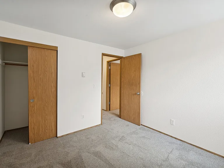 ReNew Murray Hill on Dakota — Photo 11