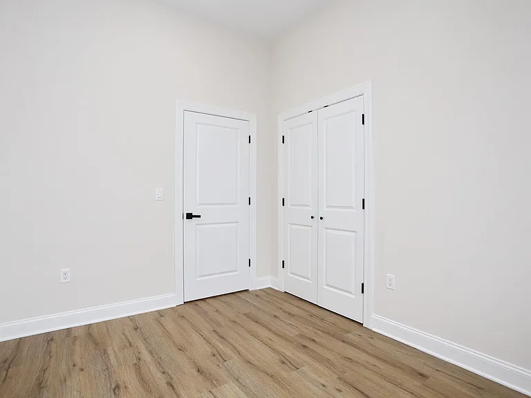 385 Passaic Ave #3 — Photo 10