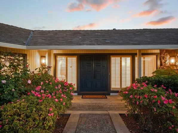 8022 River Pl, Carmel, CA 93923