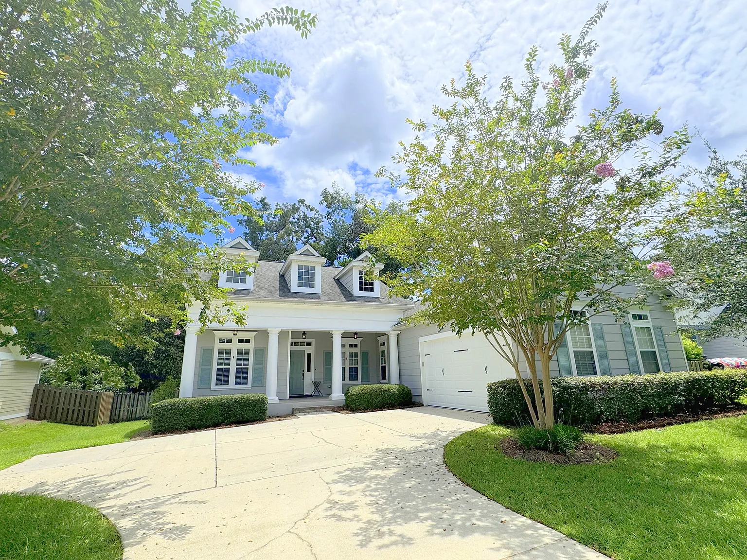 4 bed, 1898 sqft, $2,800 — Photo 1