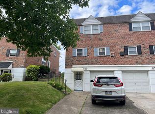 826 Susquehanna Rd, Philadelphia, PA 19111