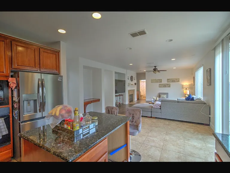 523 Danbury Pl — Photo 11