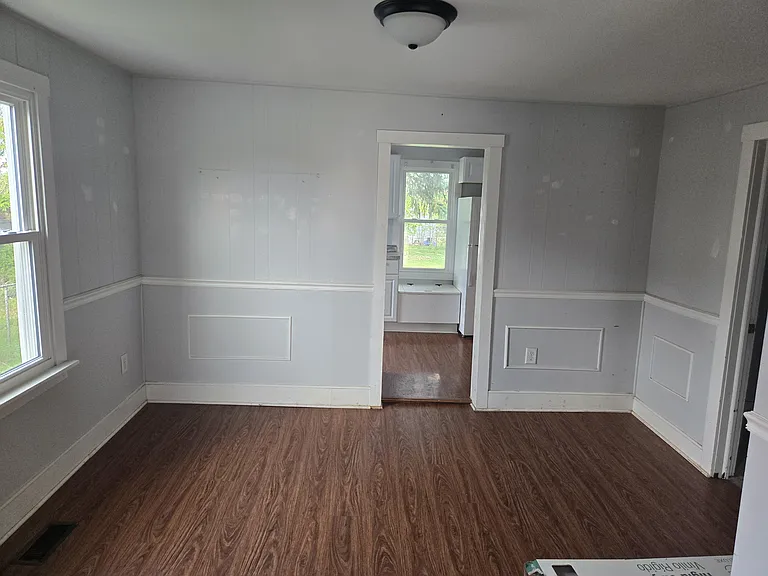 State Cir — Photo 7