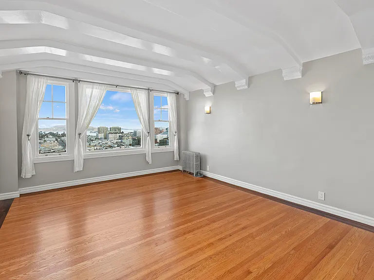 1700 Broadway Street — Photo 6