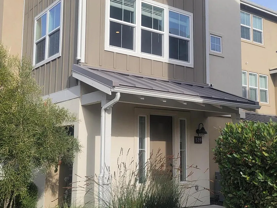 539 Lehigh Ln