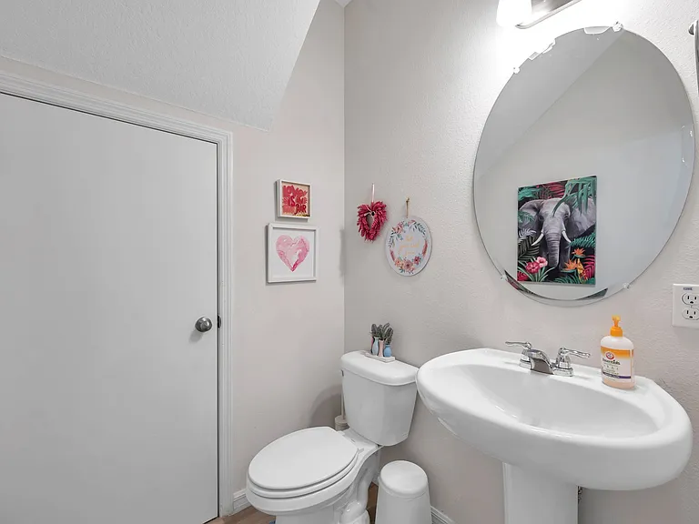 4966 Avalon Park Blvd — Photo 13