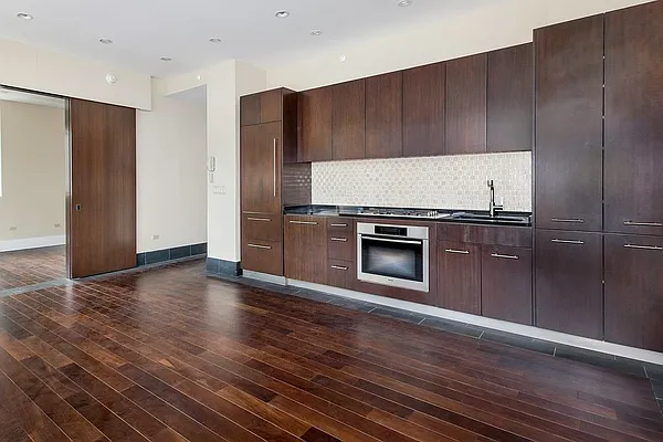 Rented by Kardonsky Real Estate, Inc. | media 28