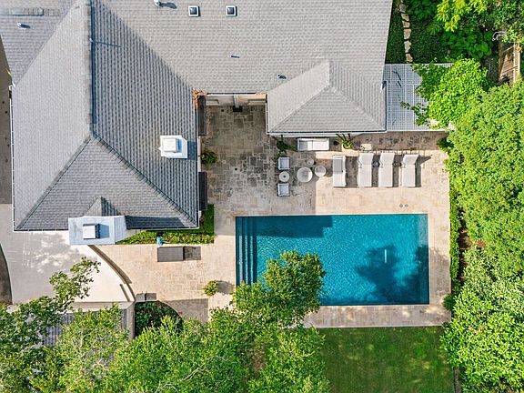 5th image of 524 Terrell Rd