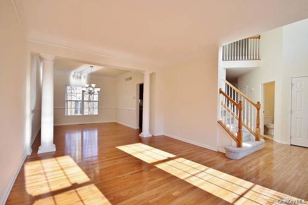3 bed, 2.5 bath, 2662 sqft, $3,975 — Photo 4