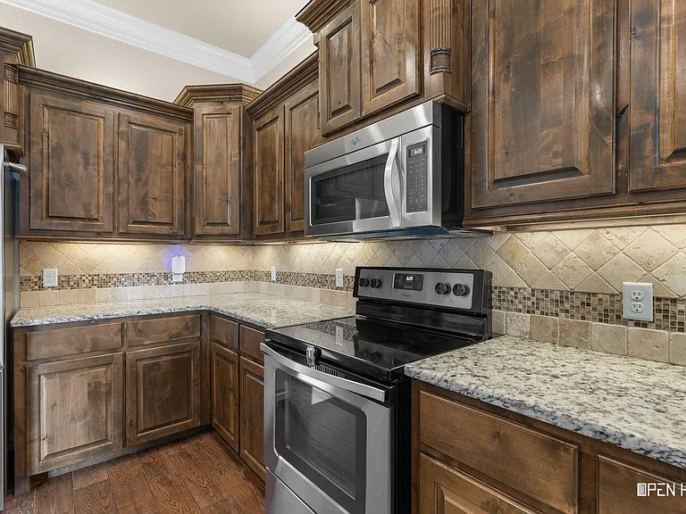 4824 Olivia Ln — Photo 10