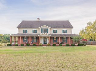 1059 Arrowhead Dr, Prattville, AL 36067