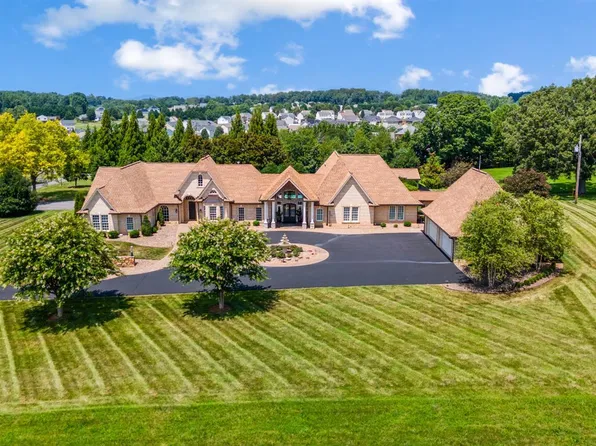 11580 E Lynchburg Salem Tpke, Forest, VA 24551