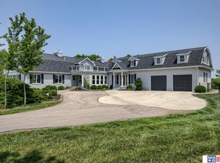 10700 Yankee Hill Rd, Lincoln, NE 68526