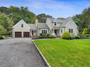 16 Shad Rd W, Pound Ridge, NY 10576