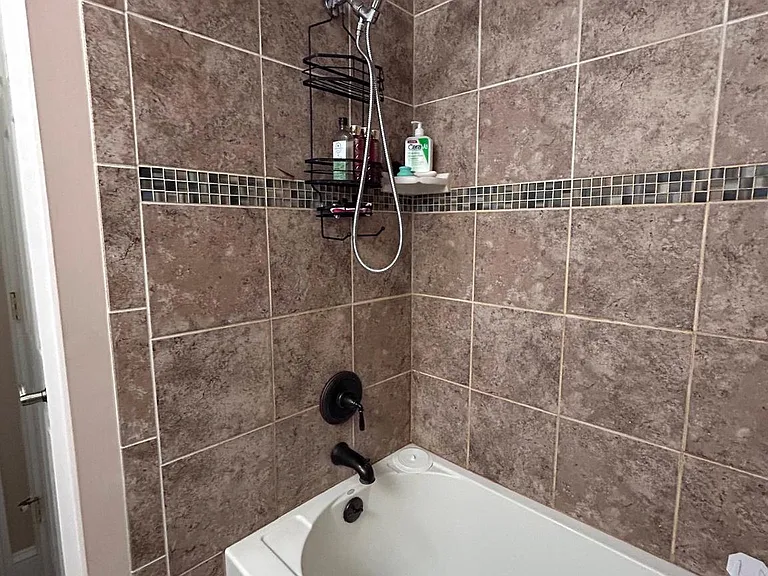 10 Devon Ct — Photo 39