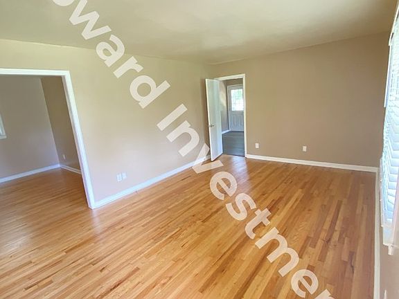 3rd image of 119 Buckboard Dr