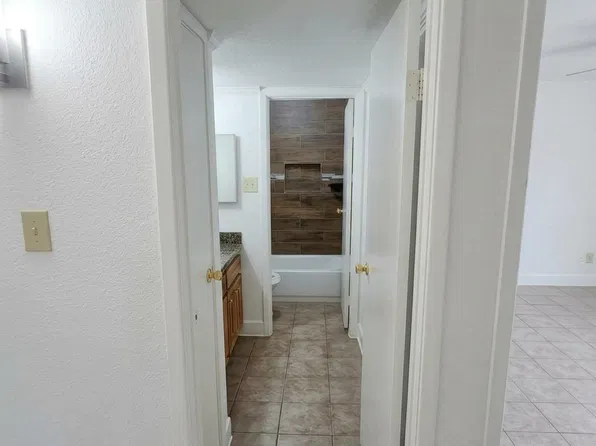 8034 Antoine Dr APT 109, Houston, TX 77088