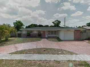 7640 NW 3rd St, Hollywood, FL 33024