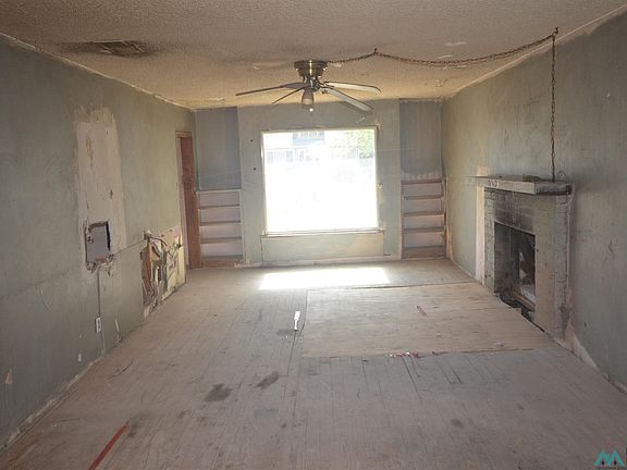 5th image of 707 N Guadalupe St