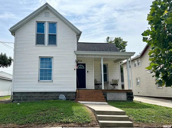 715 Jordan St, Jacksonville, IL 62650