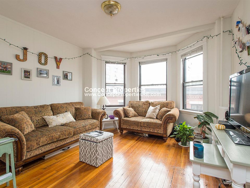 2nd image of 41 Joy St APT 1B