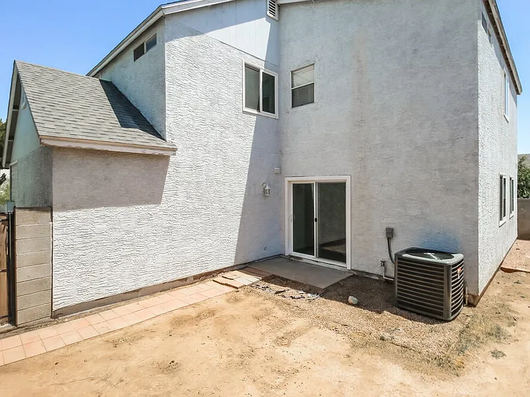 441 S Maple #48 — Photo 17