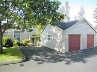 1220 Weaver Rd NW #2, Bainbridge Island, WA 98110