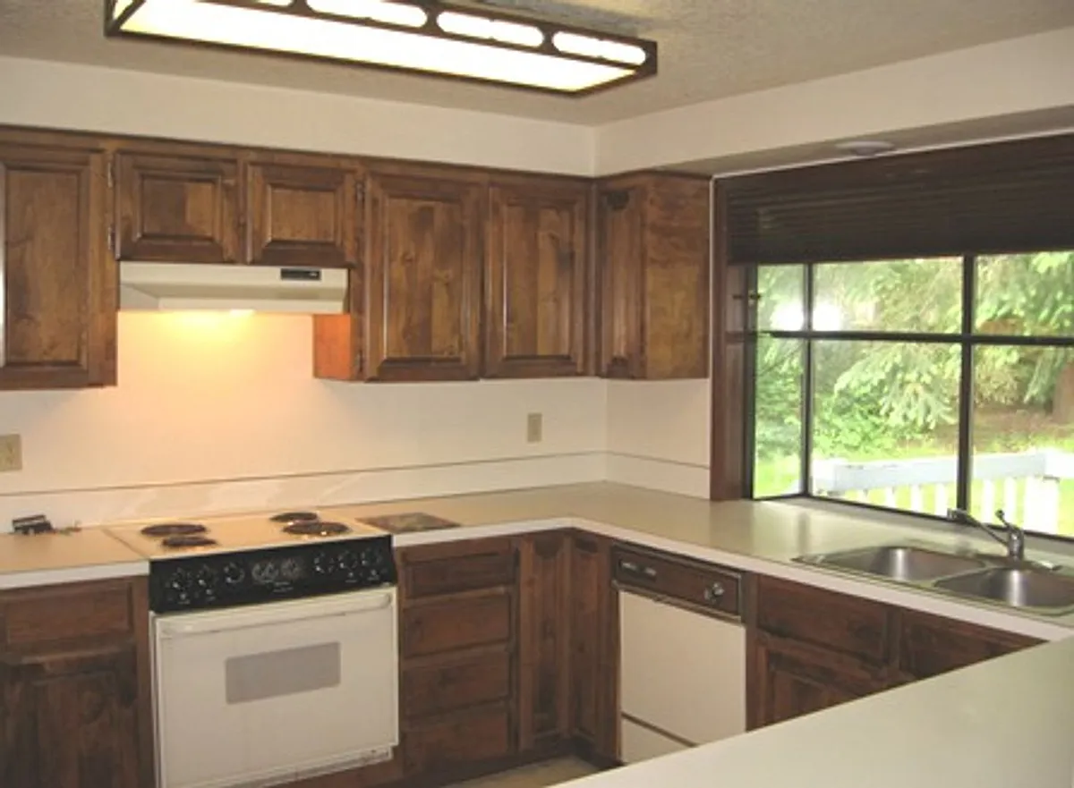 Building Photo - 6667 SW 153rd Ave