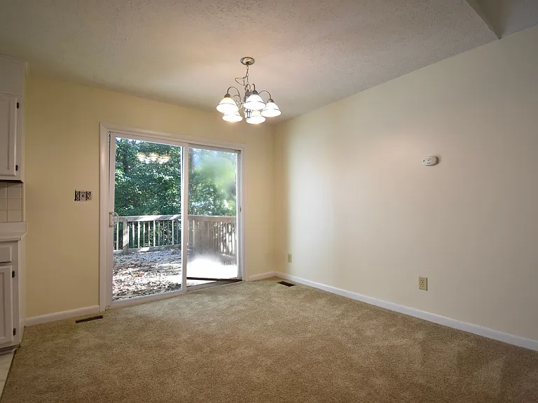 5924 Dalton Rd — Photo 5